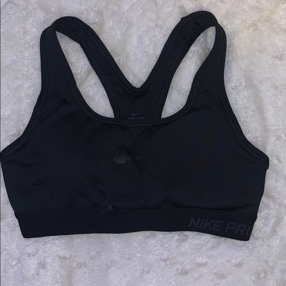 nike sports bra